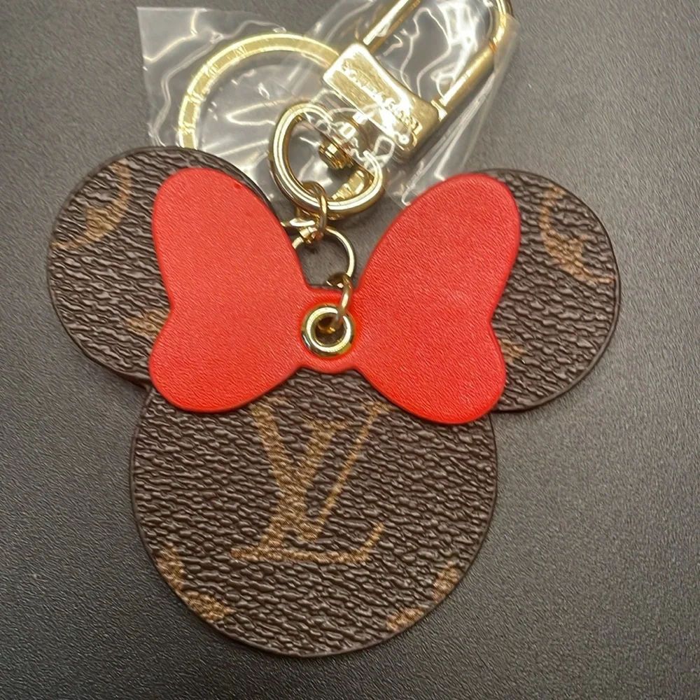 Mickey Mouse purse charm/keychain - Picture 4 of 4